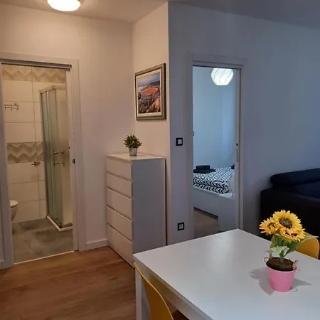 Apartman B & S With A Beautiful Terrace