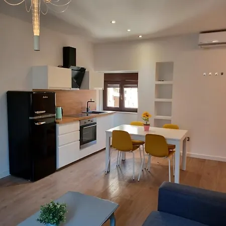 Apartman B & S With A Beautiful Terrace