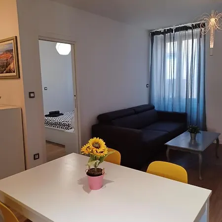 Apartamento B & S With A Beautiful Terrace *